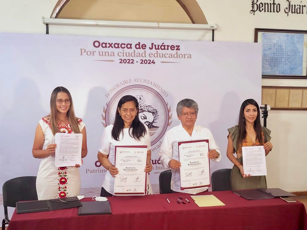 Estrechan lazos para la promoción turística y económica Atlixco y Oaxaca