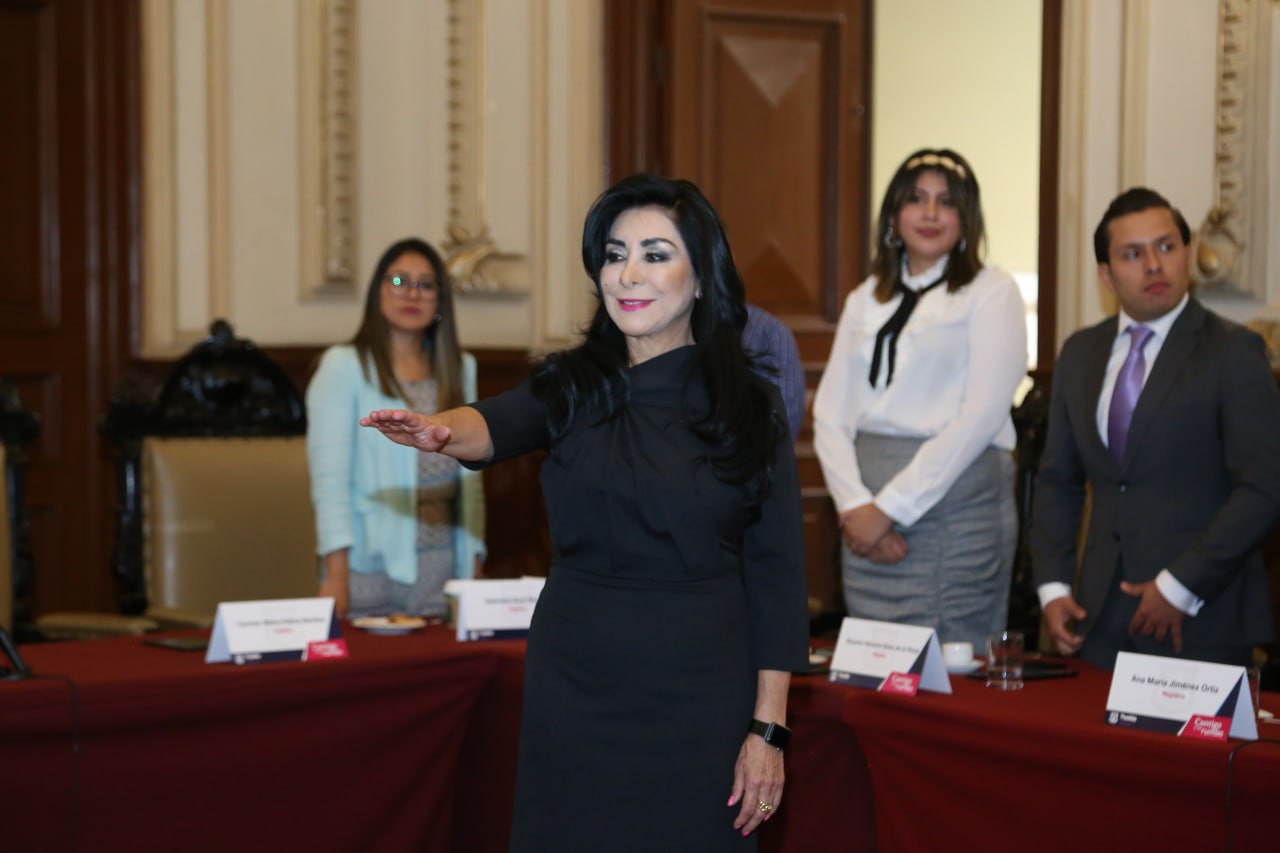 Lucero Saldaña rindió protesta como Secretaria del Ayuntamiento de Puebla