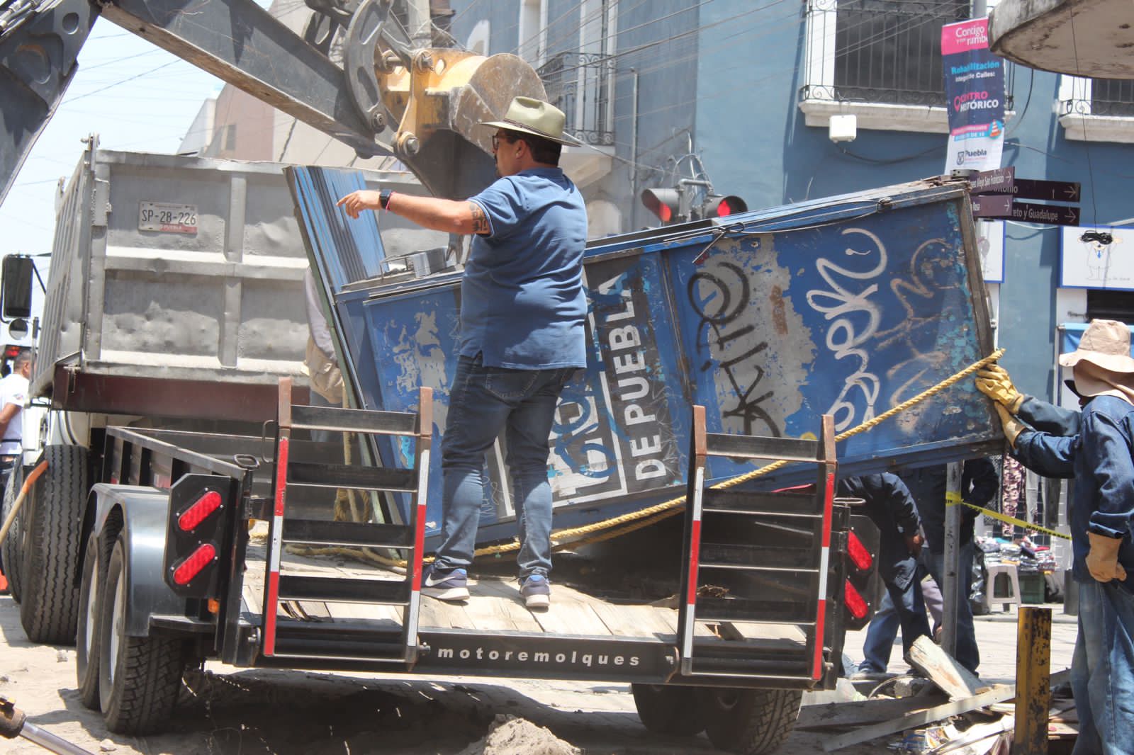Continúan tareas de reordenamiento en el Centro Histórico de Puebla