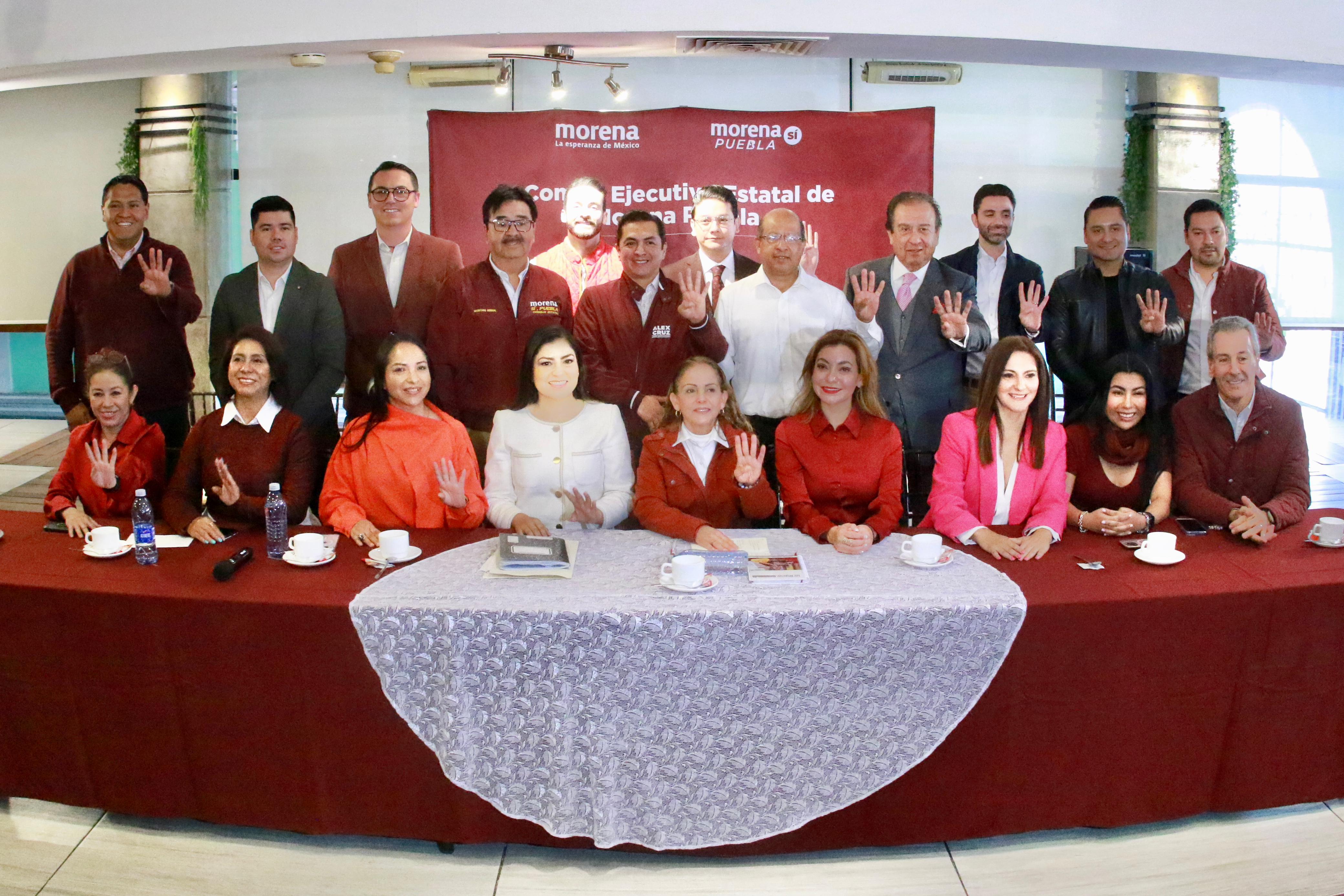 La dirigencia estatal logra reunir a todos los aspirantes a la presidencia municipal de Puebla