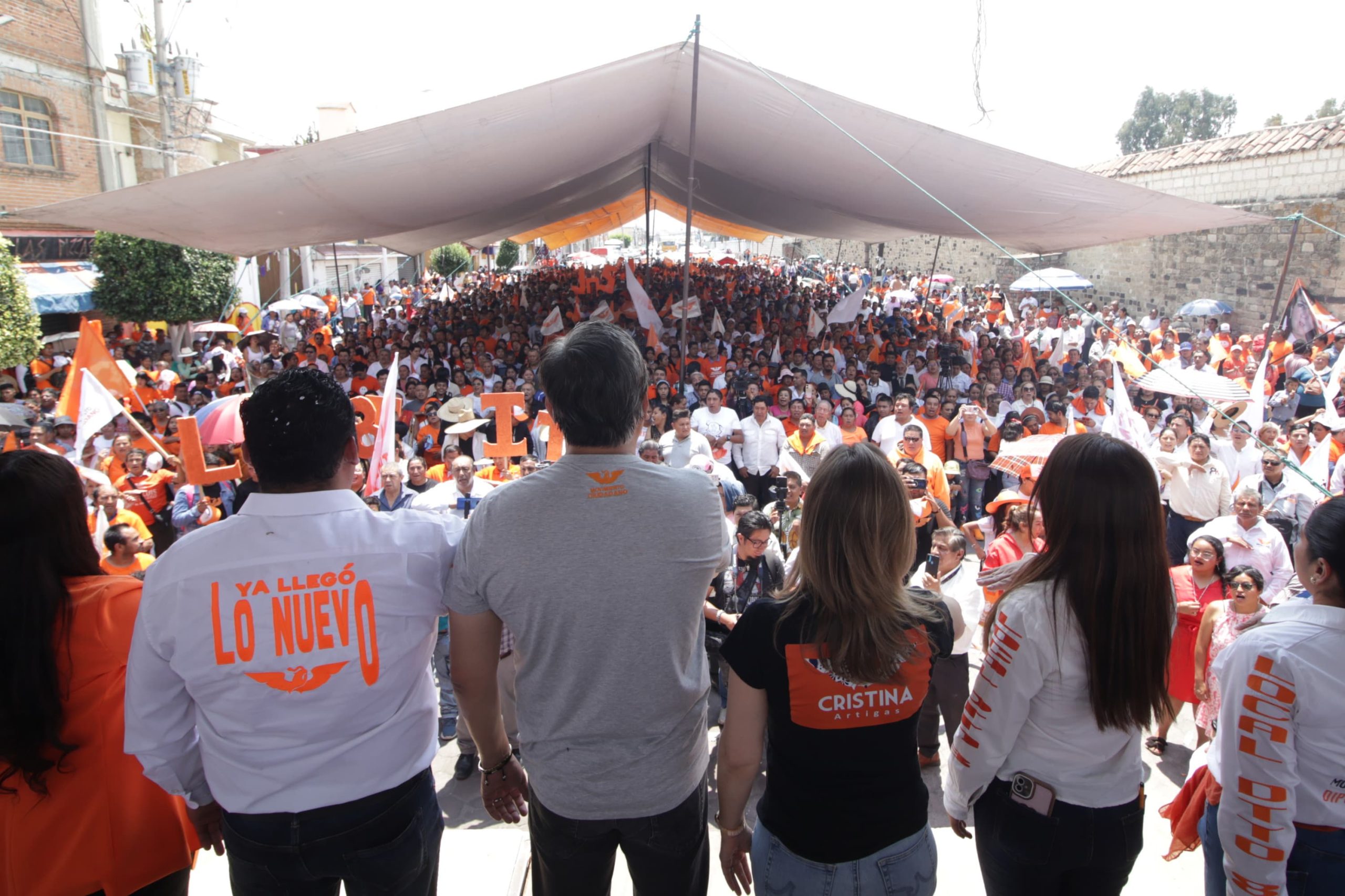 Fernando Morales cierra campaña con más de 10 mil huejotzingas