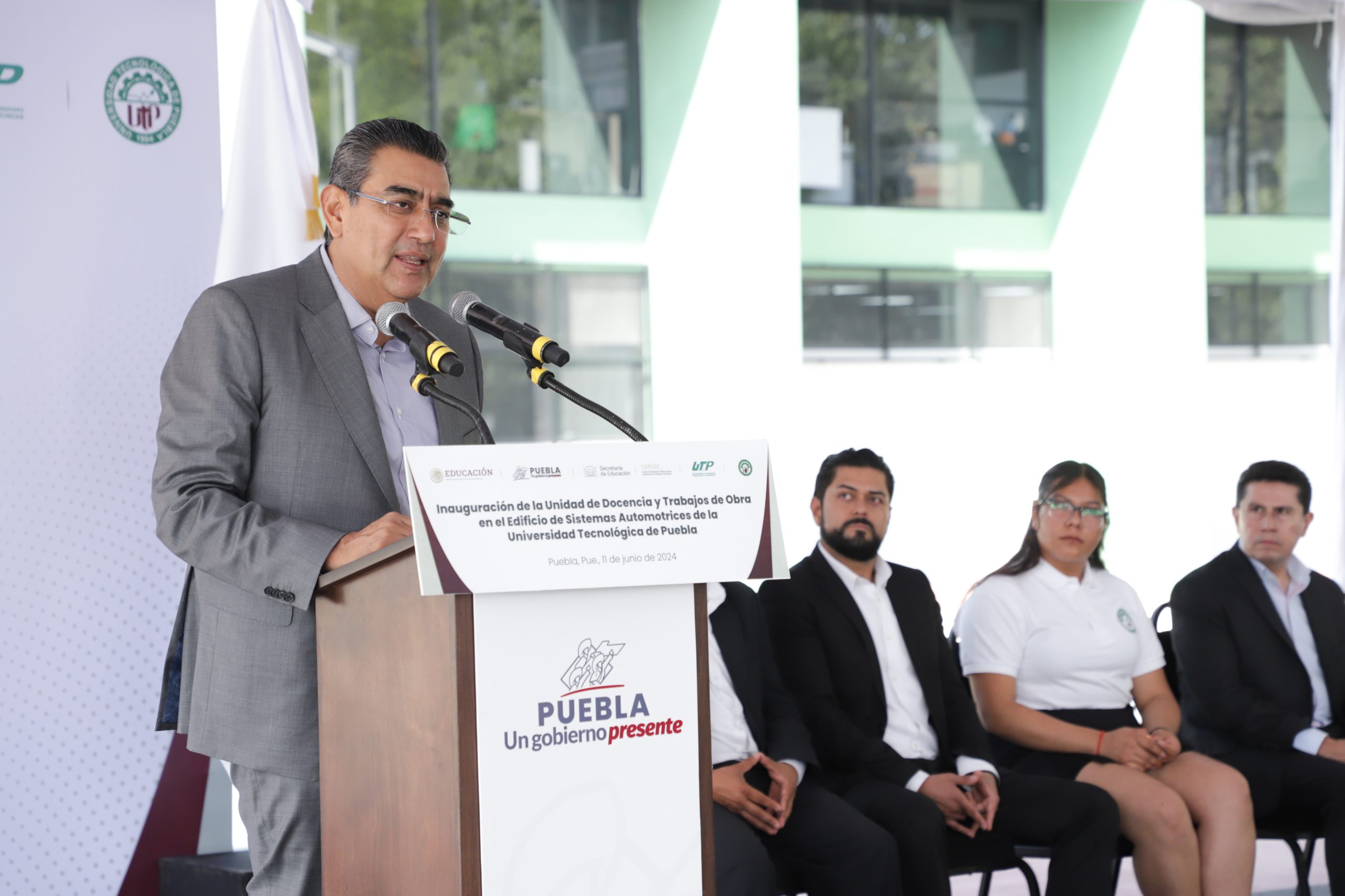 Invierte gobierno de Puebla en infraestructura educativa para construir un mejor futuro: Sergio Salomón