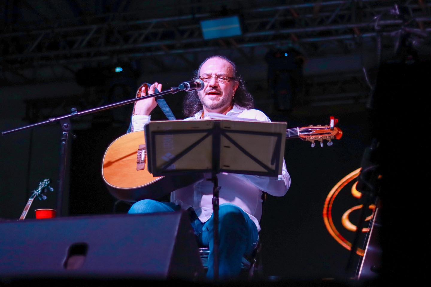 Noche bohemía en la presentación de Fernando Delgadillo en la Feria de Atlixco 2024