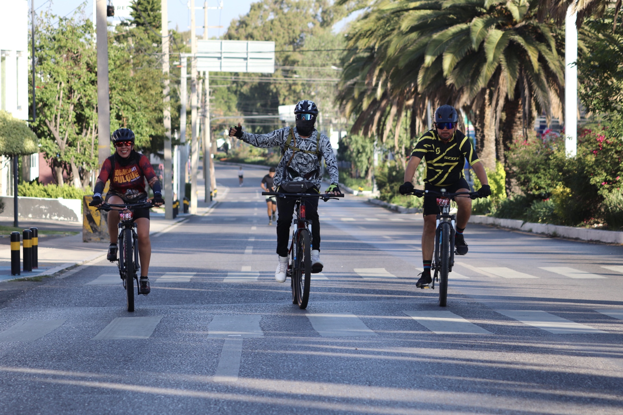 Participan más de 5 mil poblanas y poblanos en la Vía Recreativa