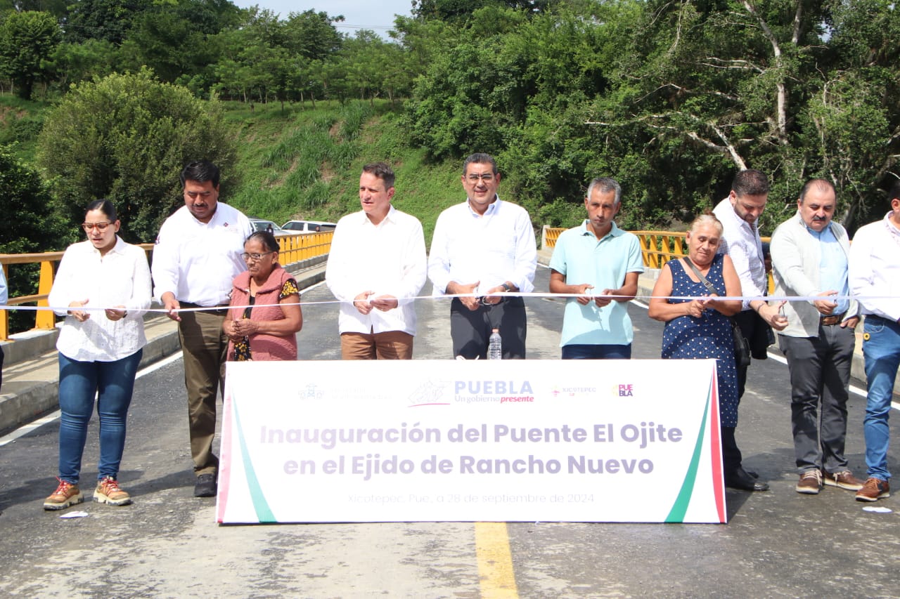 Sergio Salomón inaugura obras en Xicotepec y Tetela de Ocampo