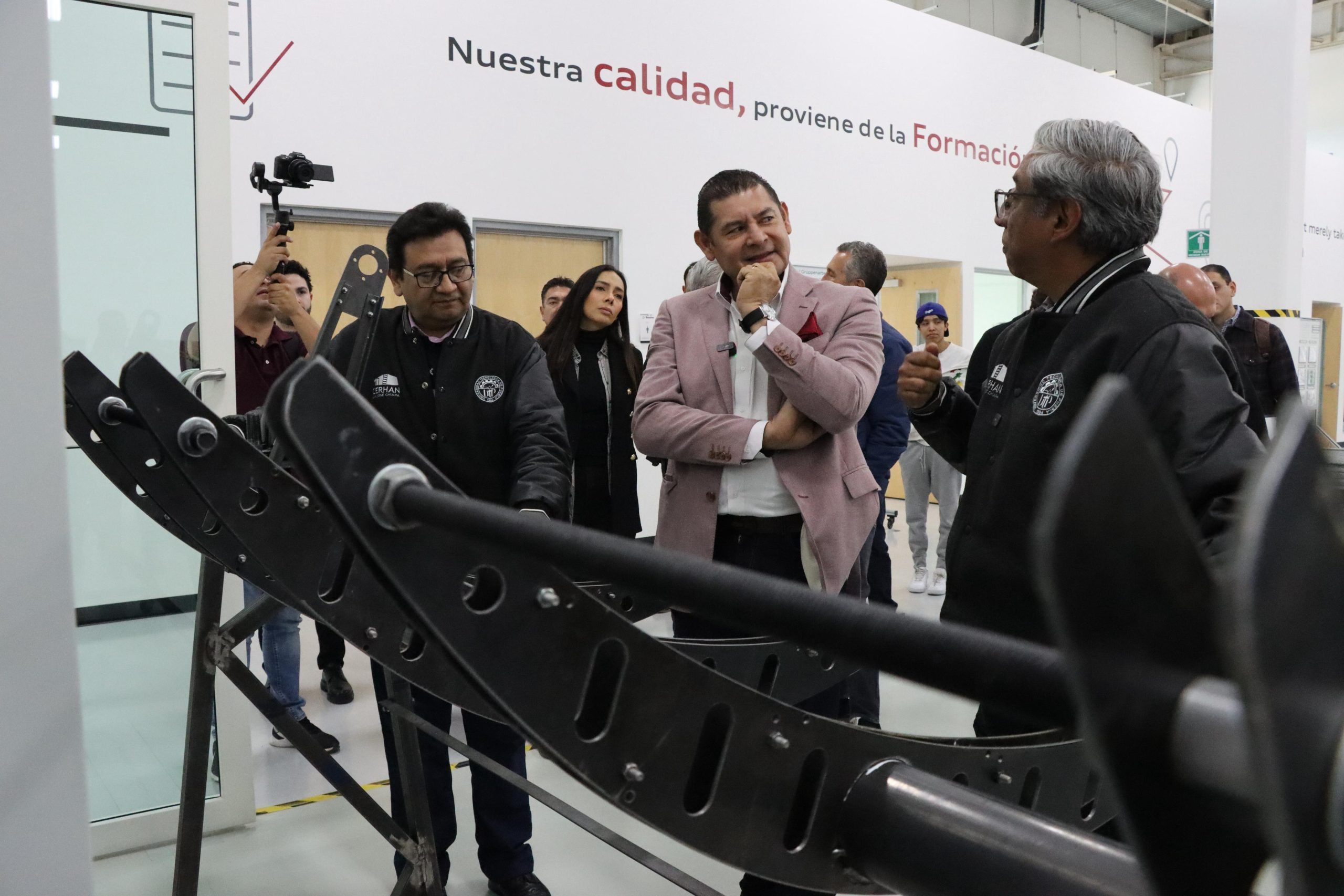 Puebla, actor clave en el desarrollo de semiconductores y energías renovables