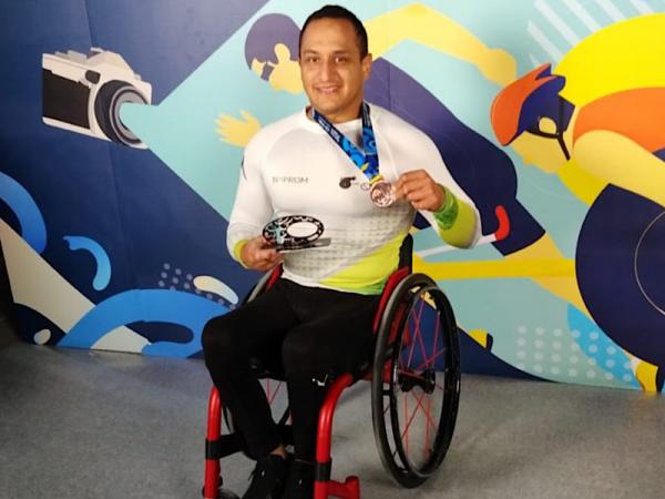 Poblano consigue segunda presea en Grand Prix de Para atletismo