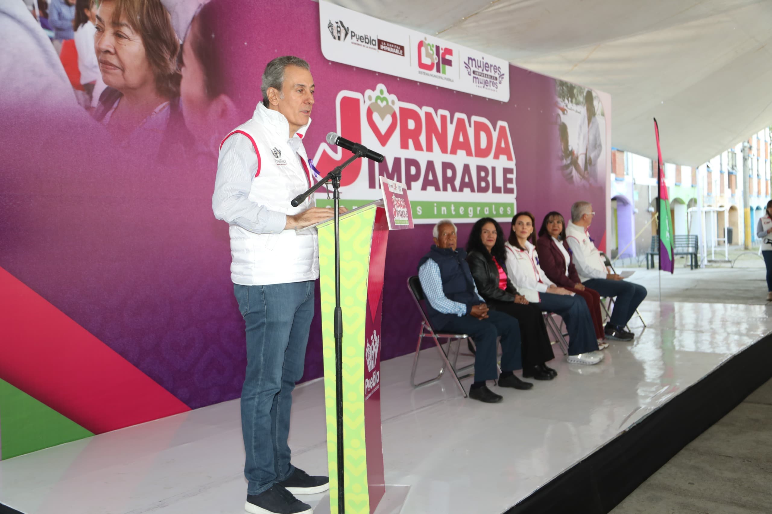 Inauguran MariElise Budib y Pepe Chedraui Jornada Integral en Amalucan a favor de las mujeres