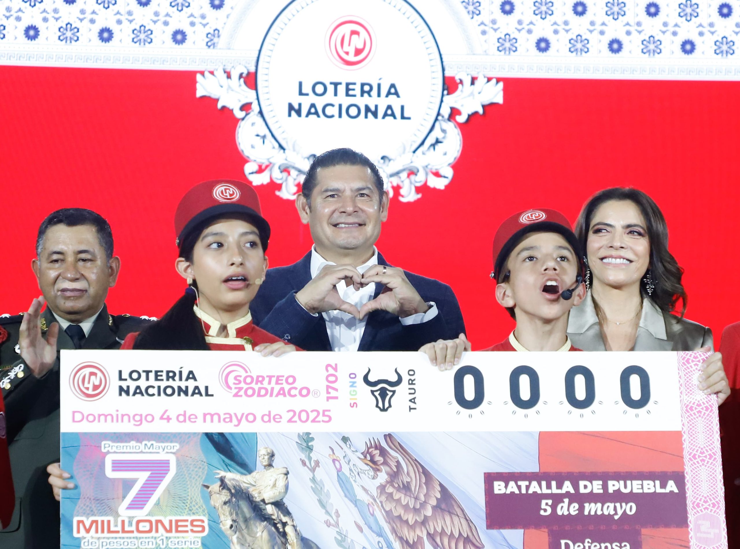 Conmemoran Sedena, Lotería Nacional y Gobierno de Puebla “Batalla del 5 de Mayo” Conmemoran Sedena, Lotería Nacional y Gobierno de Puebla “Batalla del 5 de Mayo”