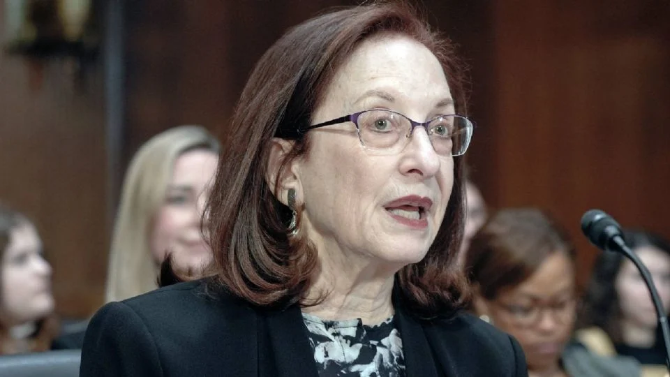 Purga del gobierno de Trump: despide a la directora de la Oficina de Derechos de Autor tras cese a bibliotecaria del Congreso Purga del gobierno de Trump: despide a la directora de la Oficina de Derechos de Autor tras cese a bibliotecaria del Congreso
