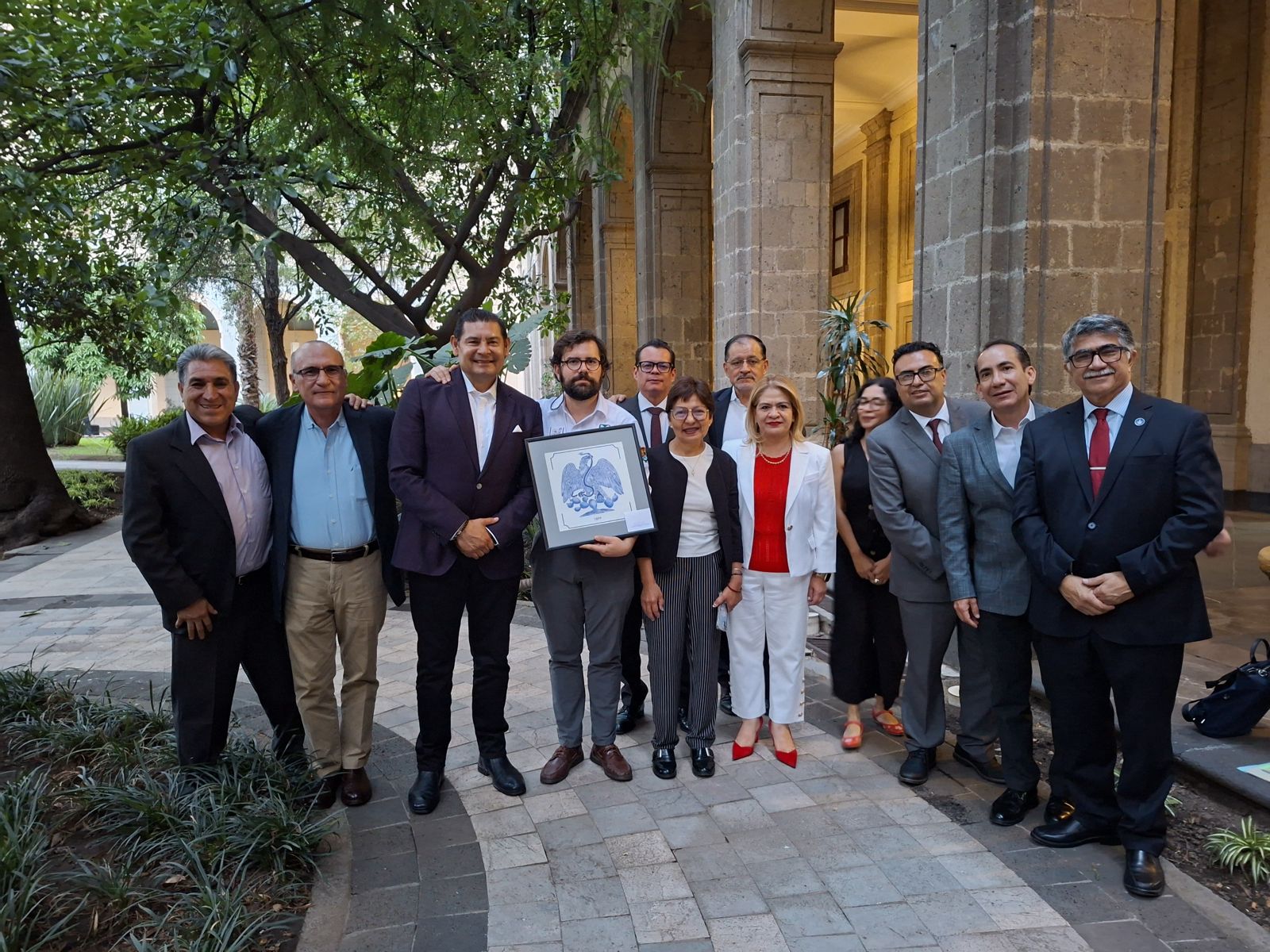 Con 50 quirófanos y hospitales-escuela, IMSS-Bienestar y Gobierno de Puebla refuerzan salud Con 50 quirófanos y hospitales-escuela, IMSS-Bienestar y Gobierno de Puebla refuerzan salud