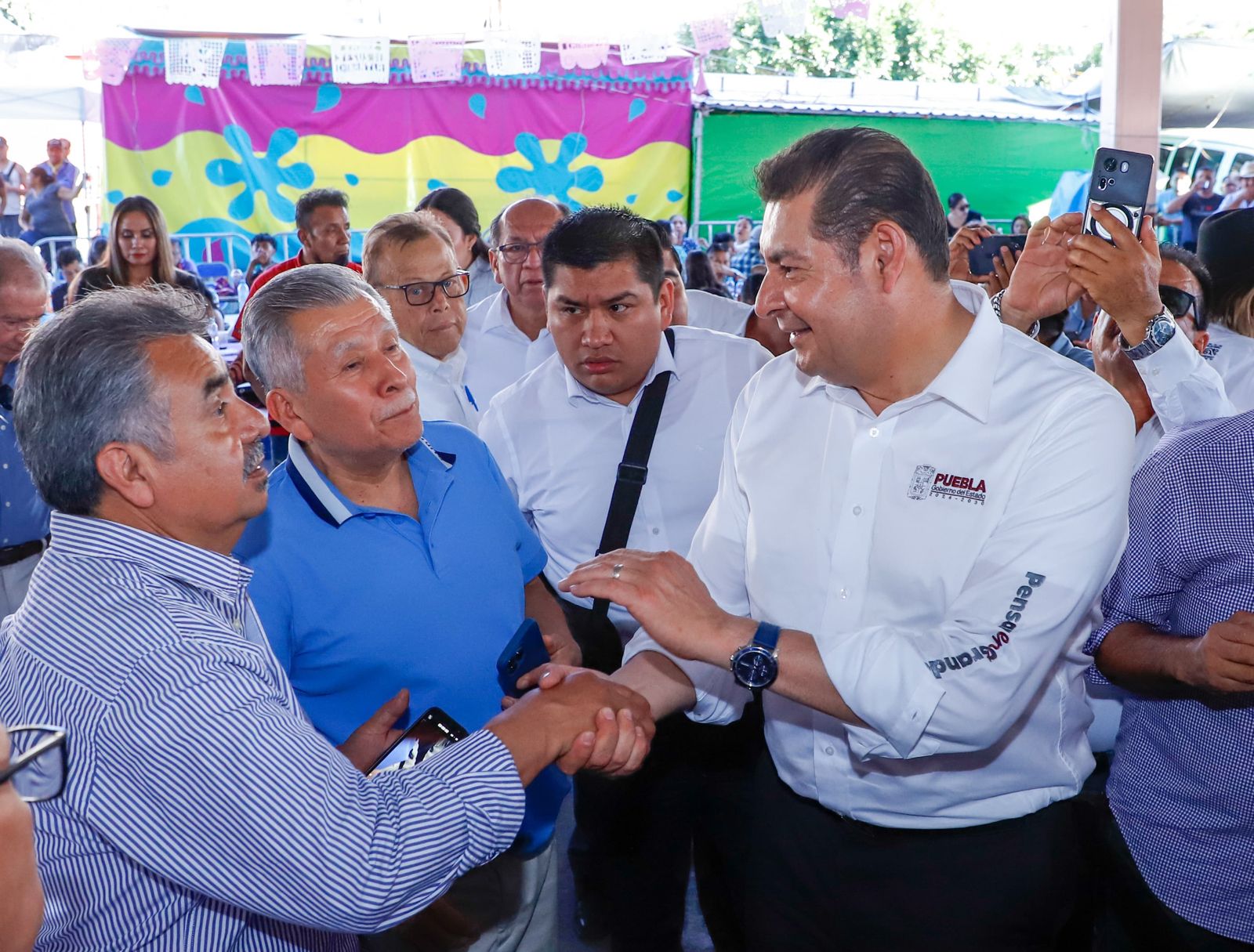 Gobierno de Puebla implementa plan de atención a migrantes Gobierno de Puebla implementa plan de atención a migrantes