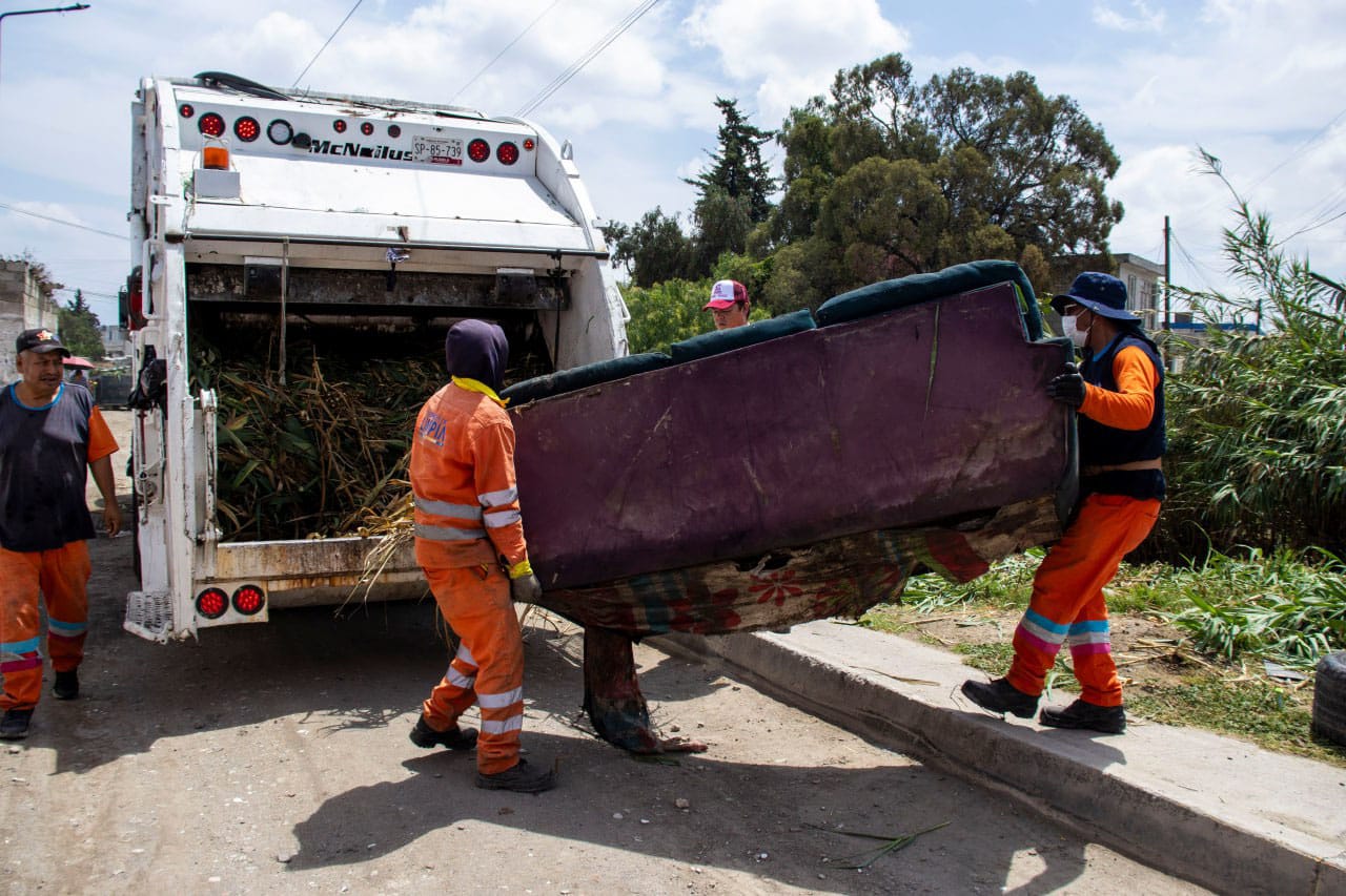 Impulsa Gobierno de la Ciudad programa de descacharrización ante la temporada de lluvias Impulsa Gobierno de la Ciudad programa de descacharrización ante la temporada de lluvias