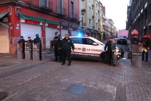 Operativo de reordenamiento de ambulantes en el Centro Histórico