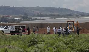 Fosa de Zapopan: Exigen la identificación de cuerpos tras hallazgo de 211 bolsas con restos humanos