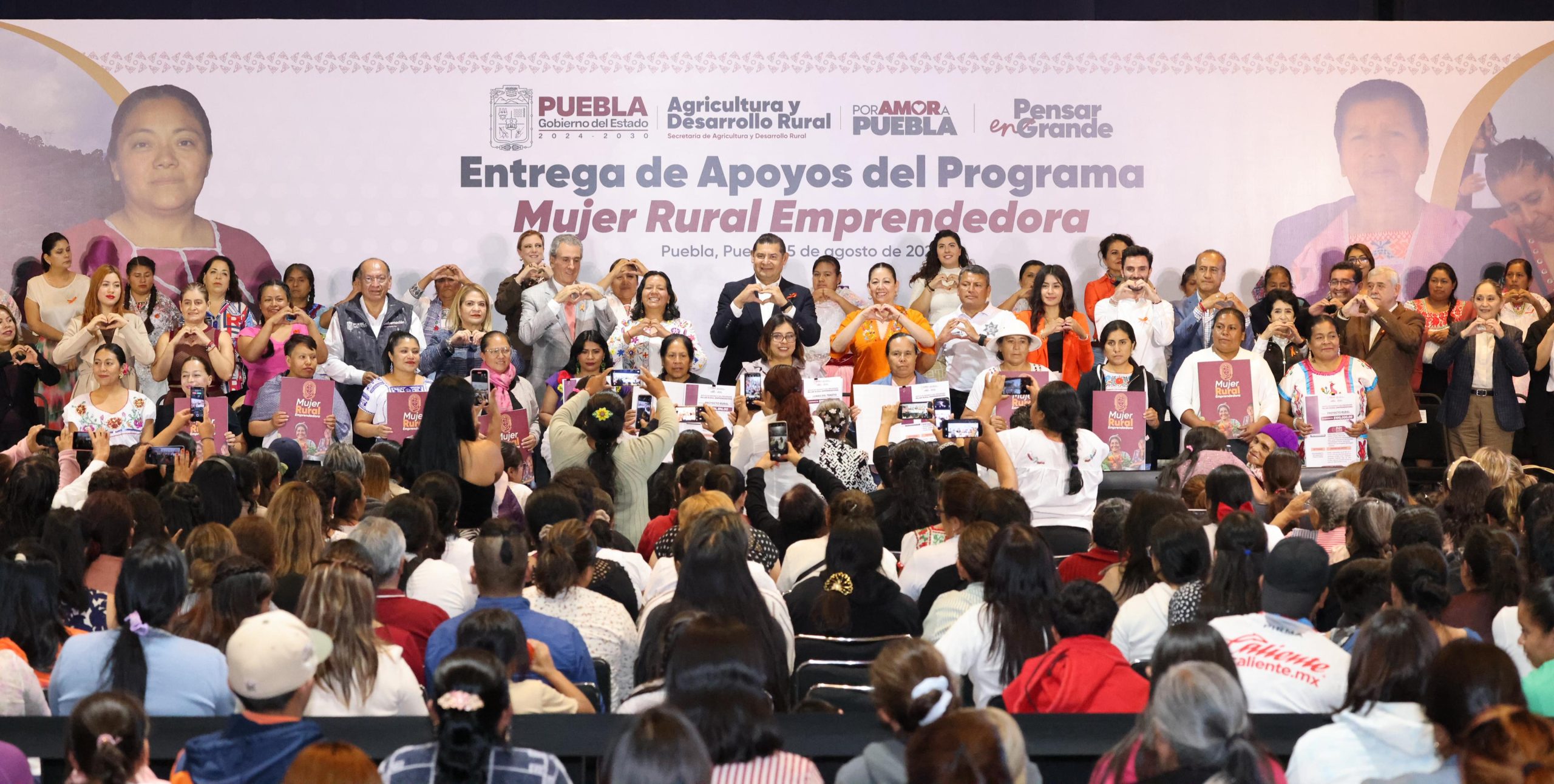 Entregan más de 50 mdp del programa «Mujer Rural Emprendedora»