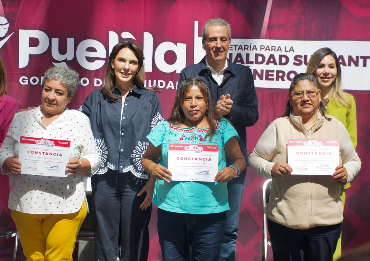 Coloca Gobierno de la Ciudad a las mujeres al centro de la agenda con el Premio Mujeres Imparables Coloca Gobierno de la Ciudad a las mujeres al centro de la agenda con el Premio Mujeres Imparables
