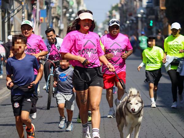 La Rodada y Carrera por La Paz reunió a juventudes poblanas La Rodada y Carrera por La Paz reunió a juventudes poblanas