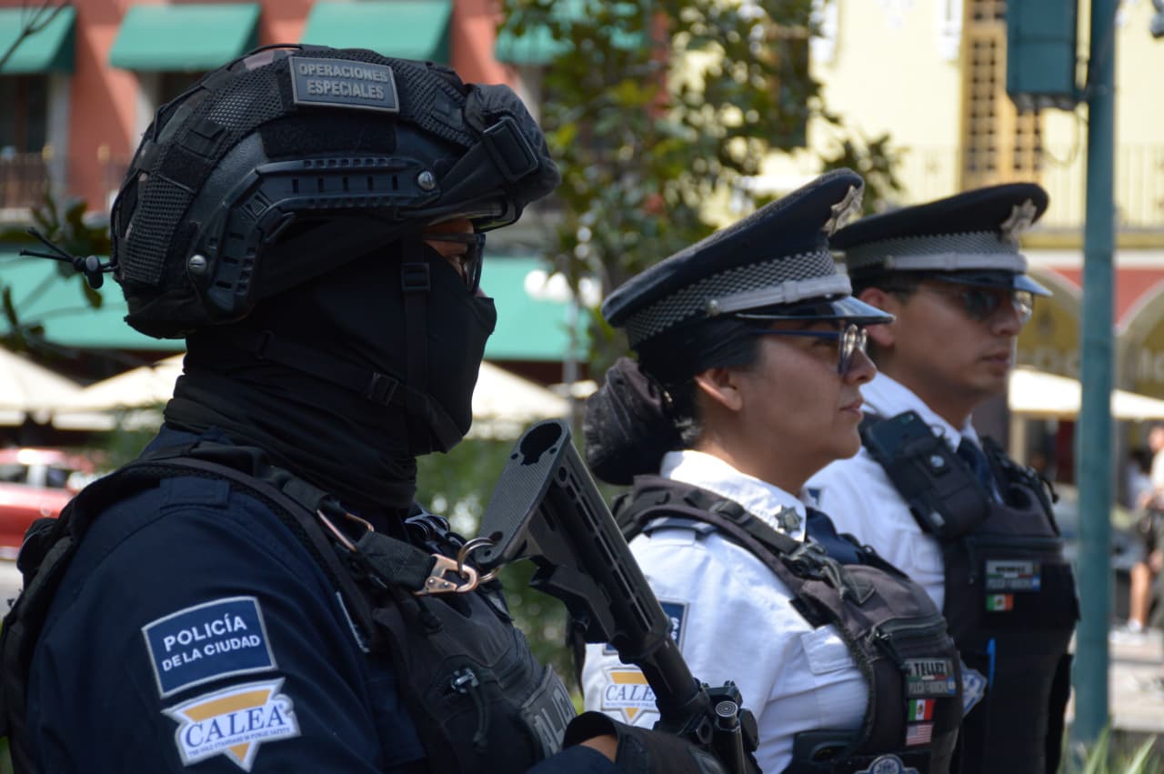 Mil 100 elementos de la SSC serán desplegados para garantizar seguridad durante festejos patrios Mil 100 elementos de la SSC serán desplegados para garantizar seguridad durante festejos patrios