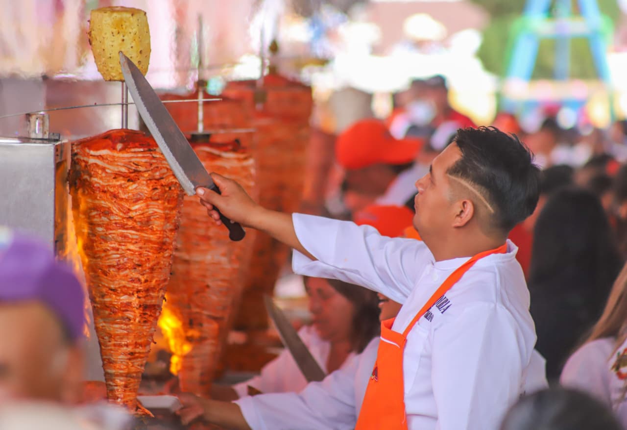 Promueven turismo gastronómico a través de la Feria del Taco en San Nicolás Buenos Aires