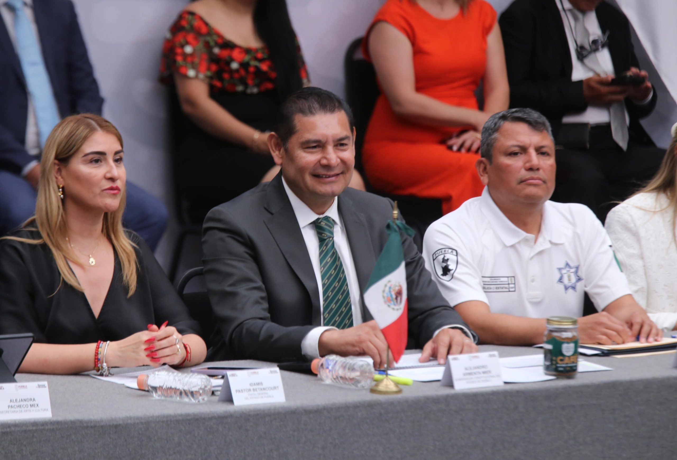 Operativo de seguridad para celebración patria segura para las y los poblanos