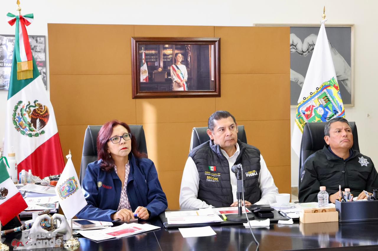 Actualiza Armenta ante la presidenta Sheinbaum los daños por las lluvias; suman 13 los fallecidos Actualiza Armenta ante la presidenta Sheinbaum los daños por las lluvias; suman 13 los fallecidos