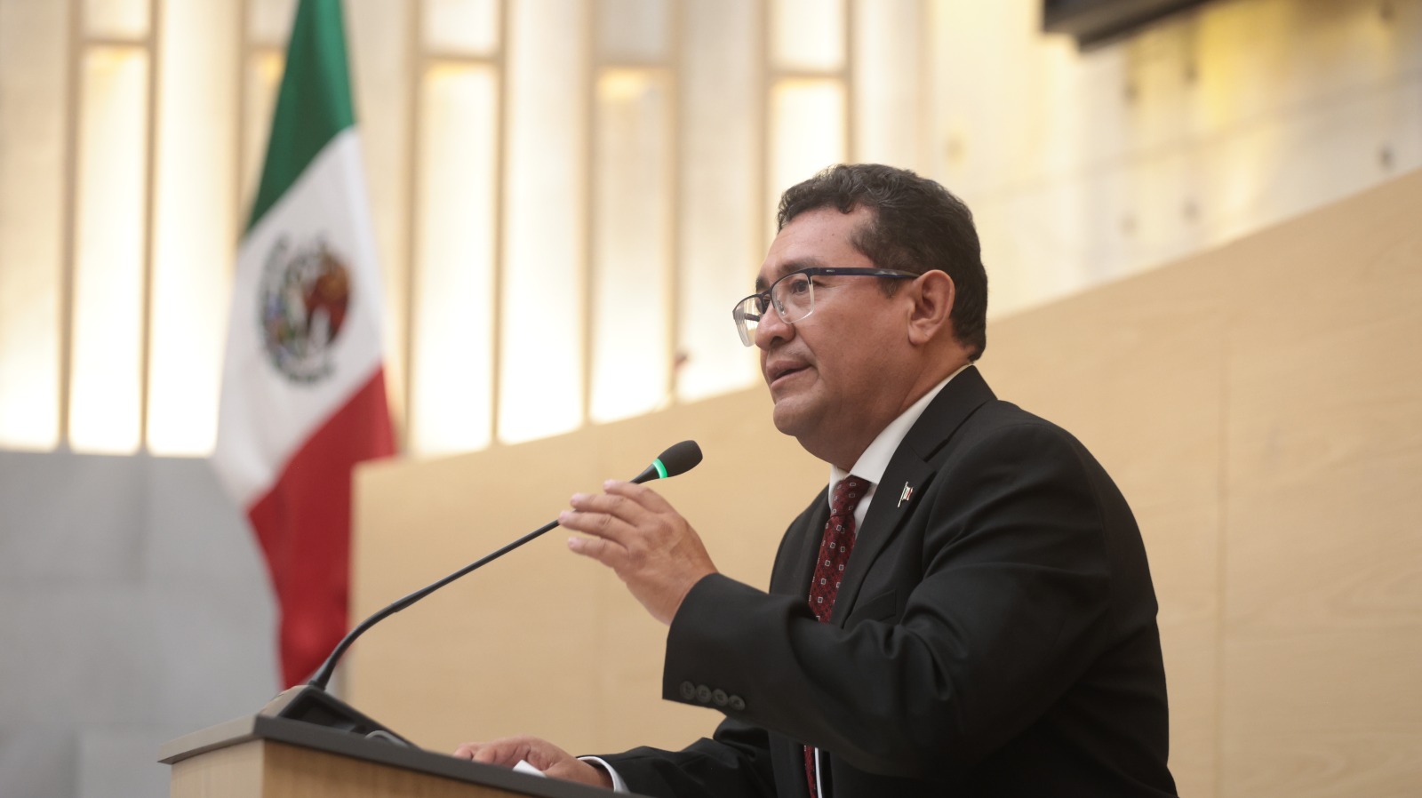 Designan a Pável Gaspar presidente del Congreso local