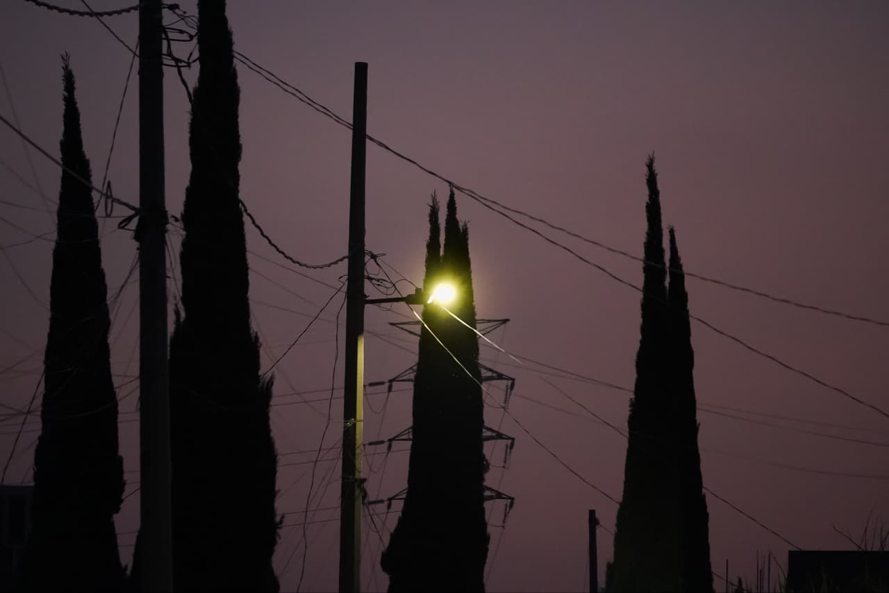 Lleva Pepe Chedraui tecnología LED a la colonia Santa Lucía con Puebla Brilla