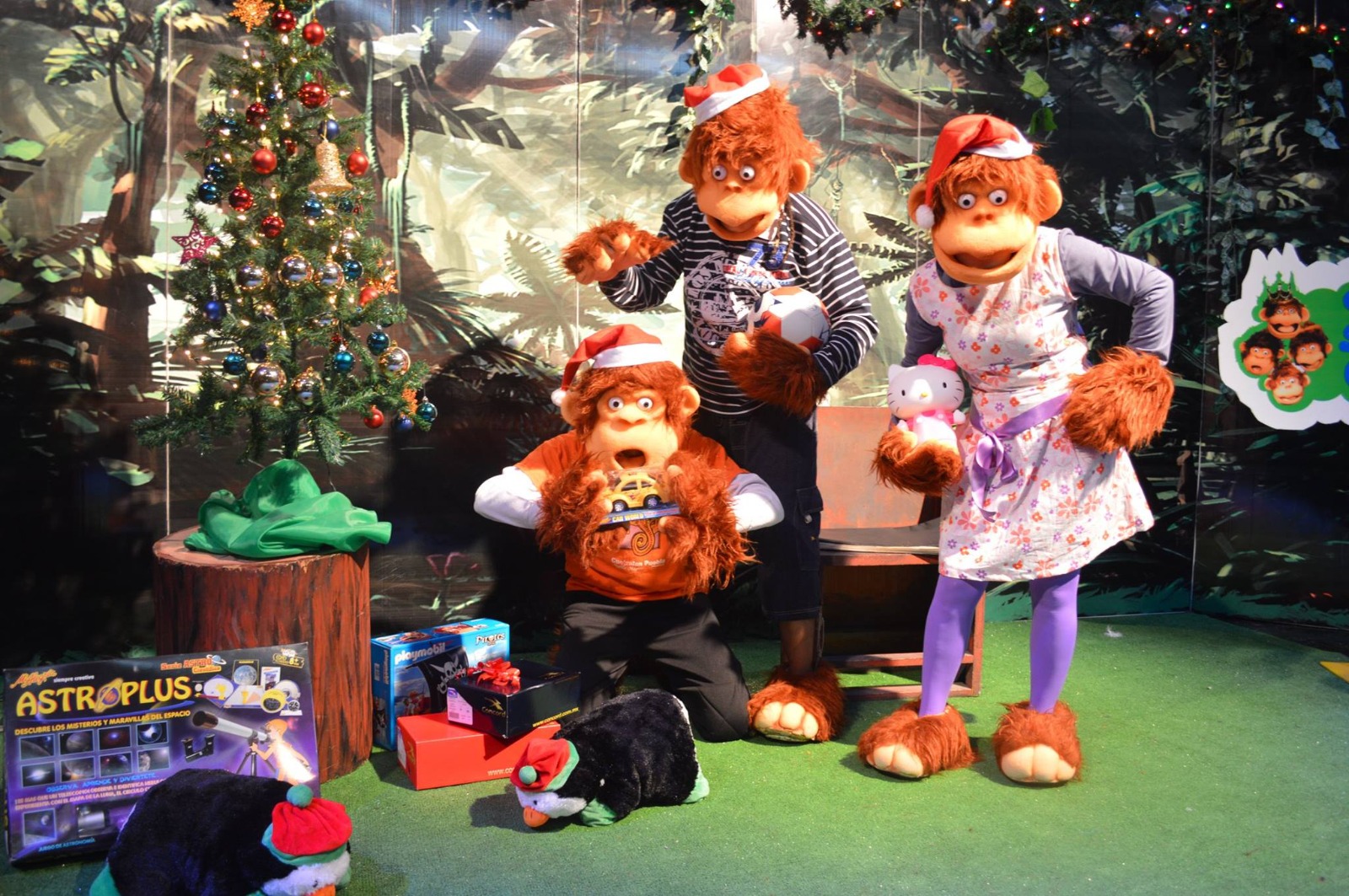 Invita Gobierno de la Ciudad a disfrutar la obra “César y el monstruo de la Navidad” en el Zócalo