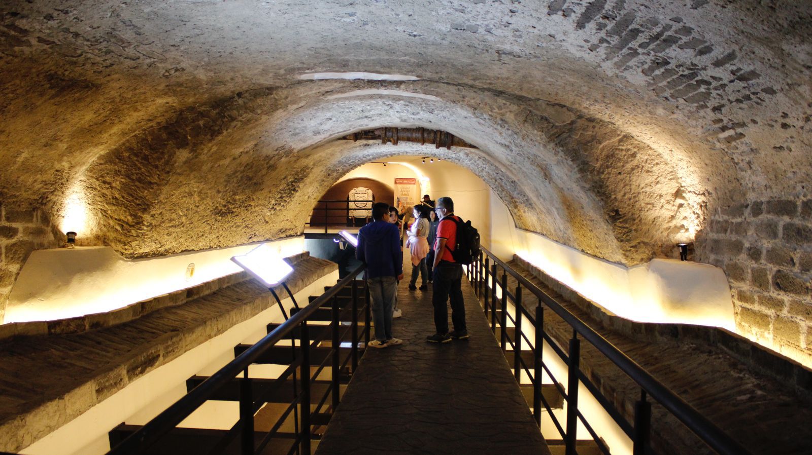 Fortalece Pepe Chedraui la conservación del patrimonio con mantenimiento al Puente de Bubas y Pasaje Histórico 5 de Mayo Fortalece Pepe Chedraui la conservación del patrimonio con mantenimiento al Puente de Bubas y Pasaje Histórico 5 de Mayo