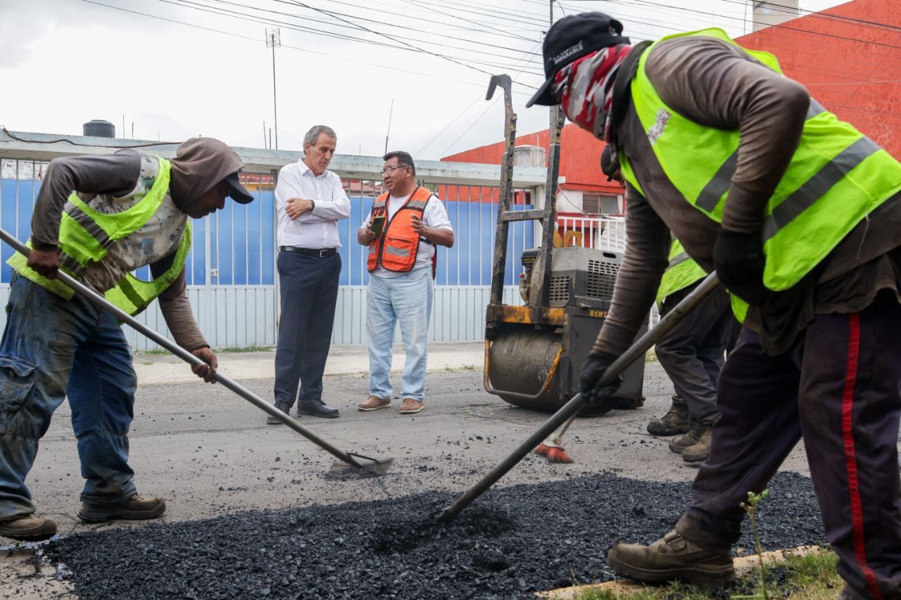 Ofrece alcalde Chedraui estar en cada colonia para tapar baches Ofrece alcalde Chedraui estar en cada colonia para tapar baches