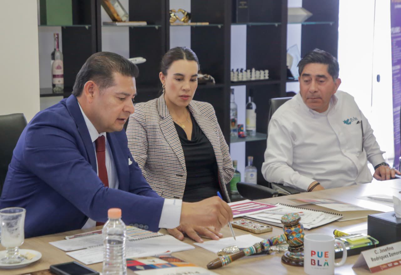 Armenta: modernización del aeropuerto de Puebla impulsará turismo, conectividad y desarrollo económico