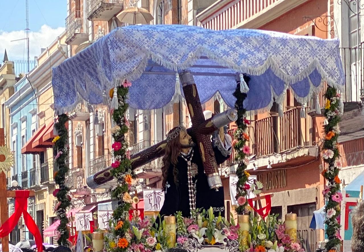 Puebla vive la XXXIV Procesión de Viernes Santo; estiman cerca de 190 mil asistentes