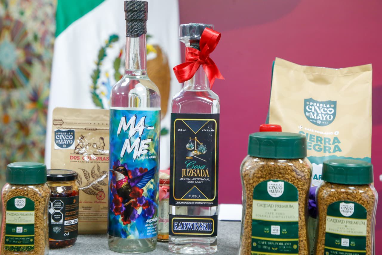 Calidad, tecnología e innovación consolidan al mezcal poblano como líder nacional