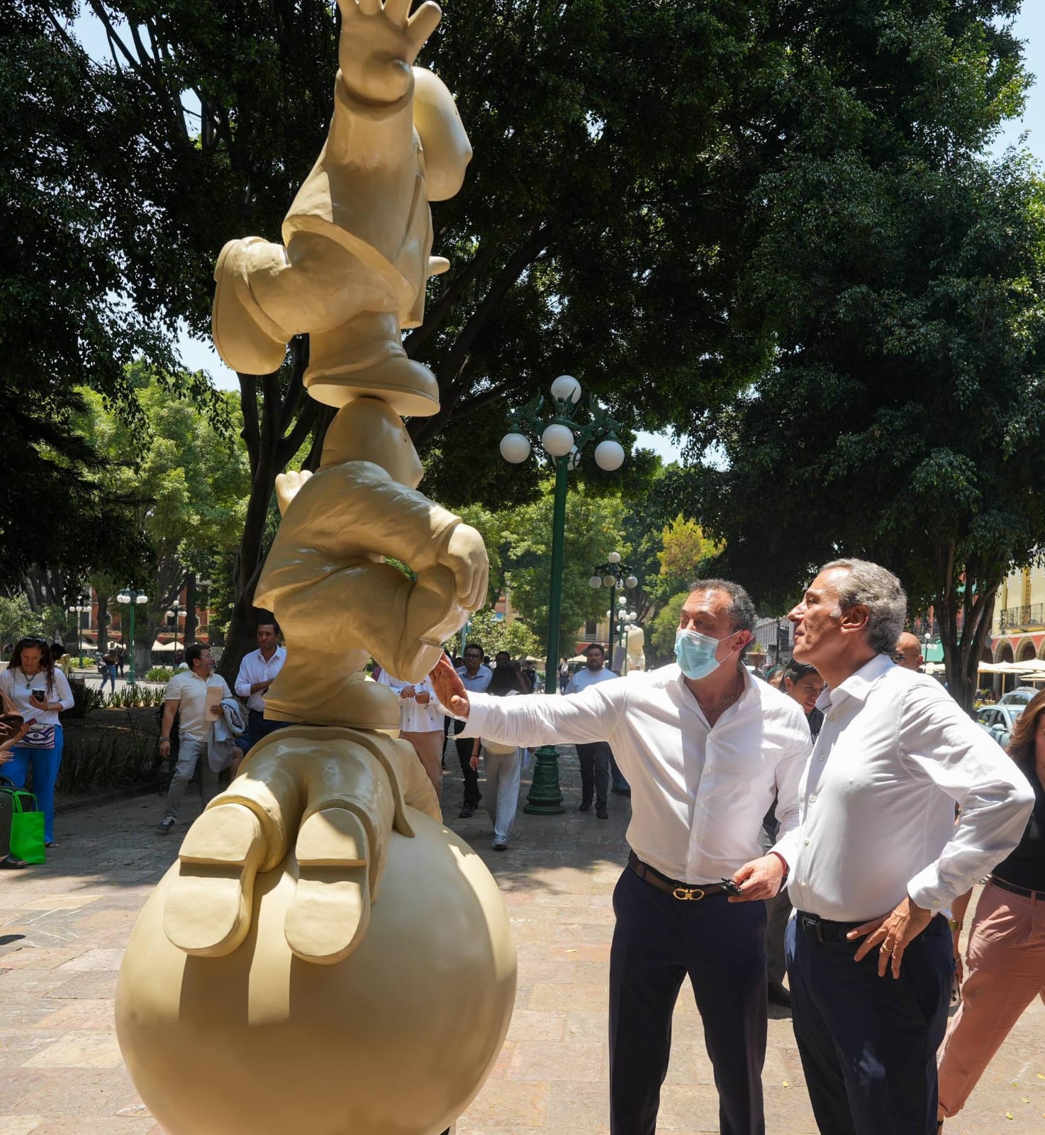 Inaugura Chedraui exposición «Viajando con Timoteo. El mundo como escenario»