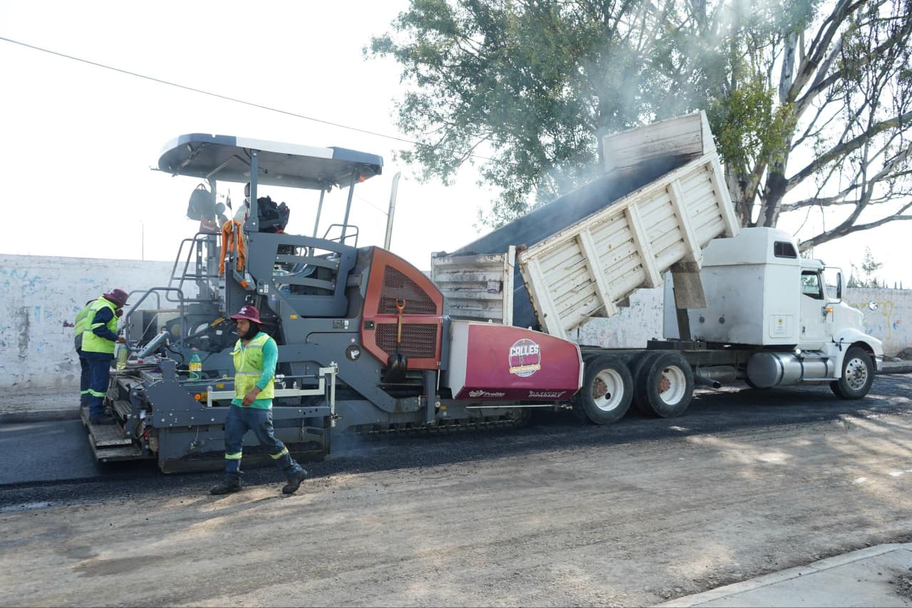Impulsa Ayuntamiento de Puebla mejores vialidades con el Tren Capitalino de Pavimentación Impulsa Ayuntamiento de Puebla mejores vialidades con el Tren Capitalino de Pavimentación