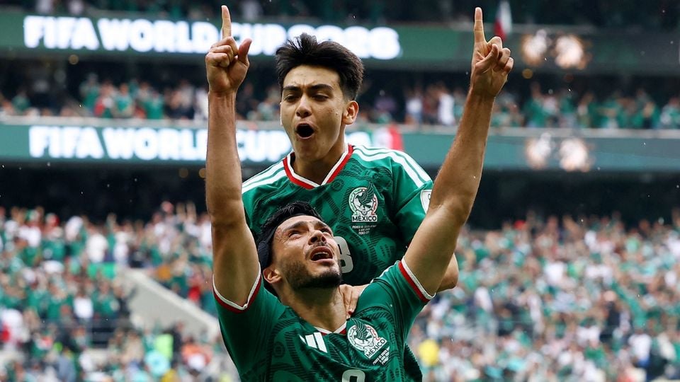 De pechito: México debuta con victoria sobre Sudáfrica en el Mundial 2026 en un Azteca pletórico