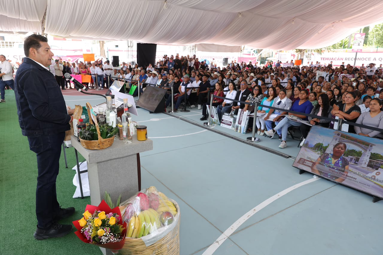 Destina gobierno estatal más recursos al campo y obra comunitaria en Tehuacán Destina gobierno estatal más recursos al campo y obra comunitaria en Tehuacán